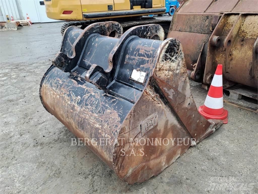 CAT 323 Kāpurķēžu ekskavatori