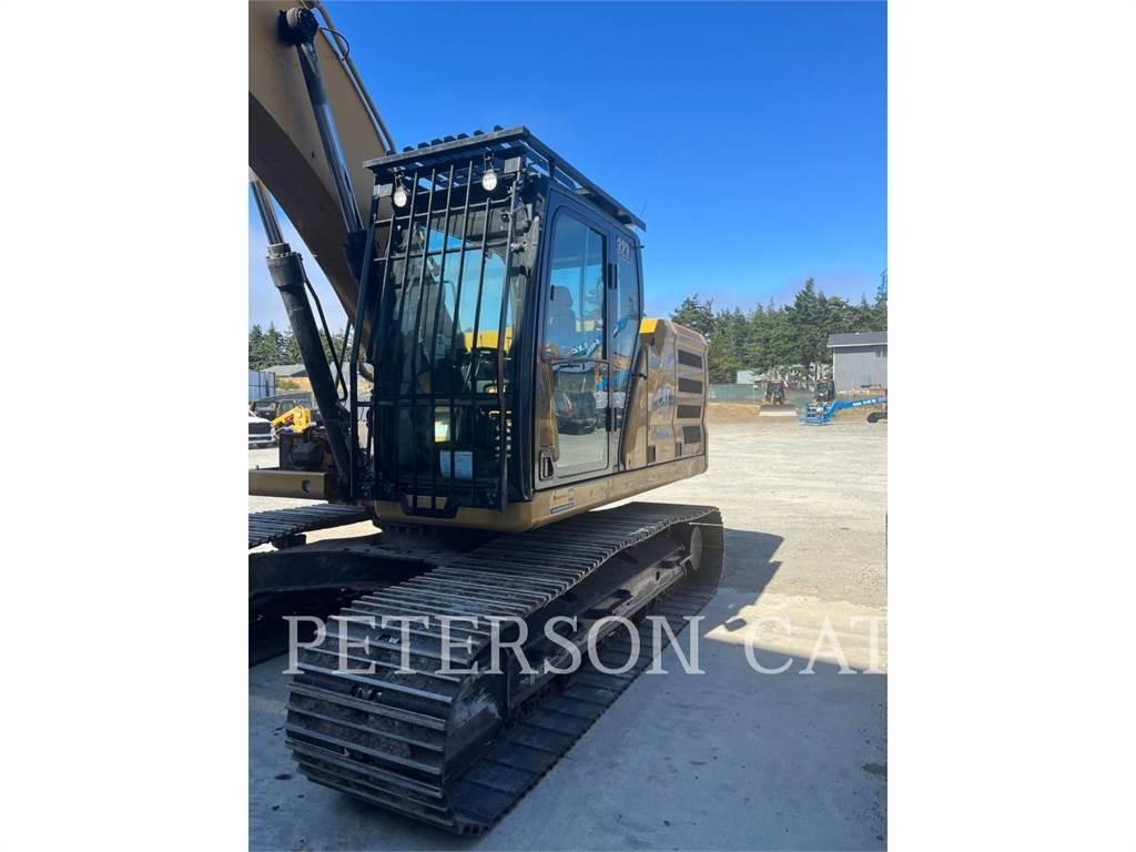 CAT 323 Kāpurķēžu ekskavatori