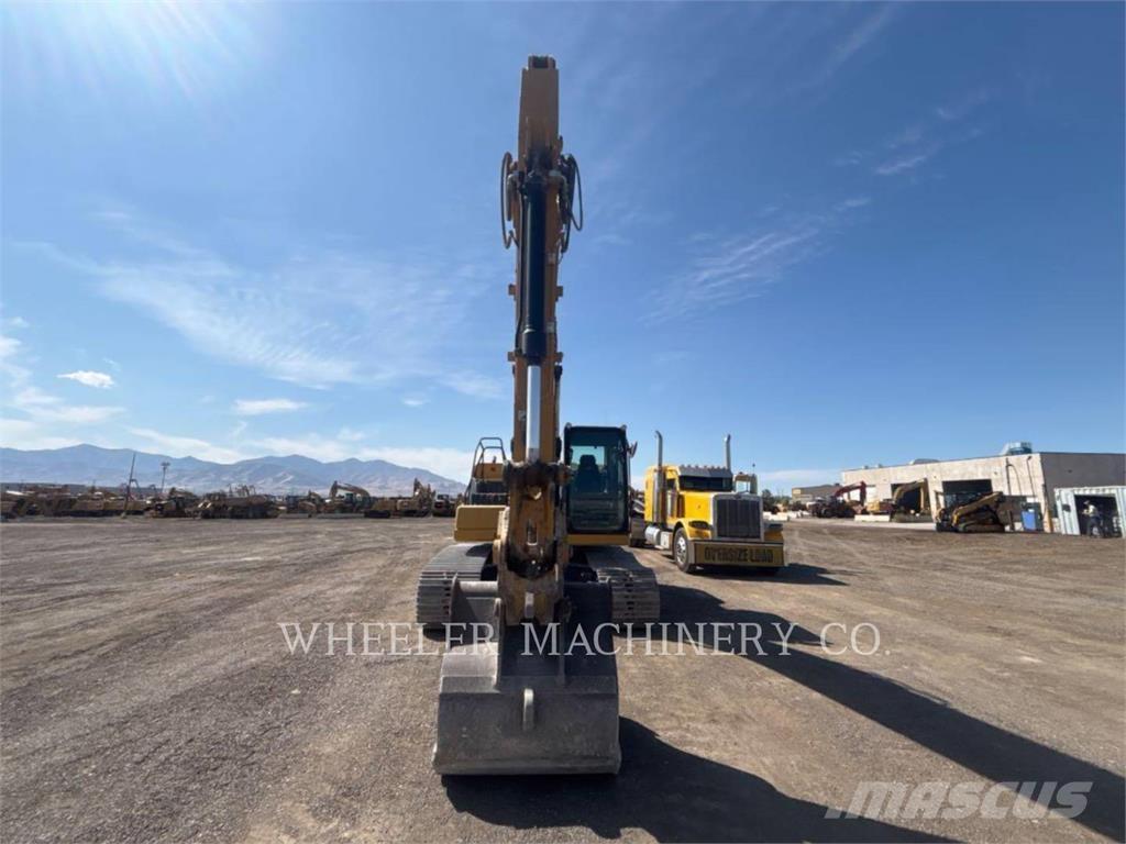 CAT 323 Kāpurķēžu ekskavatori