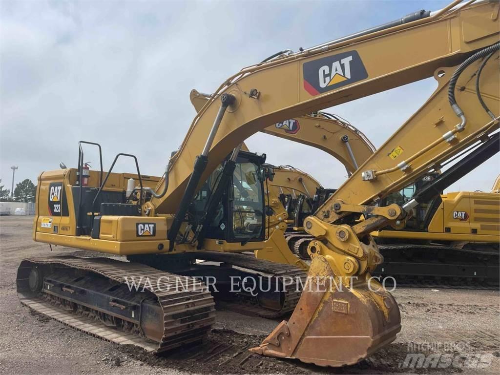 CAT 323 Kāpurķēžu ekskavatori