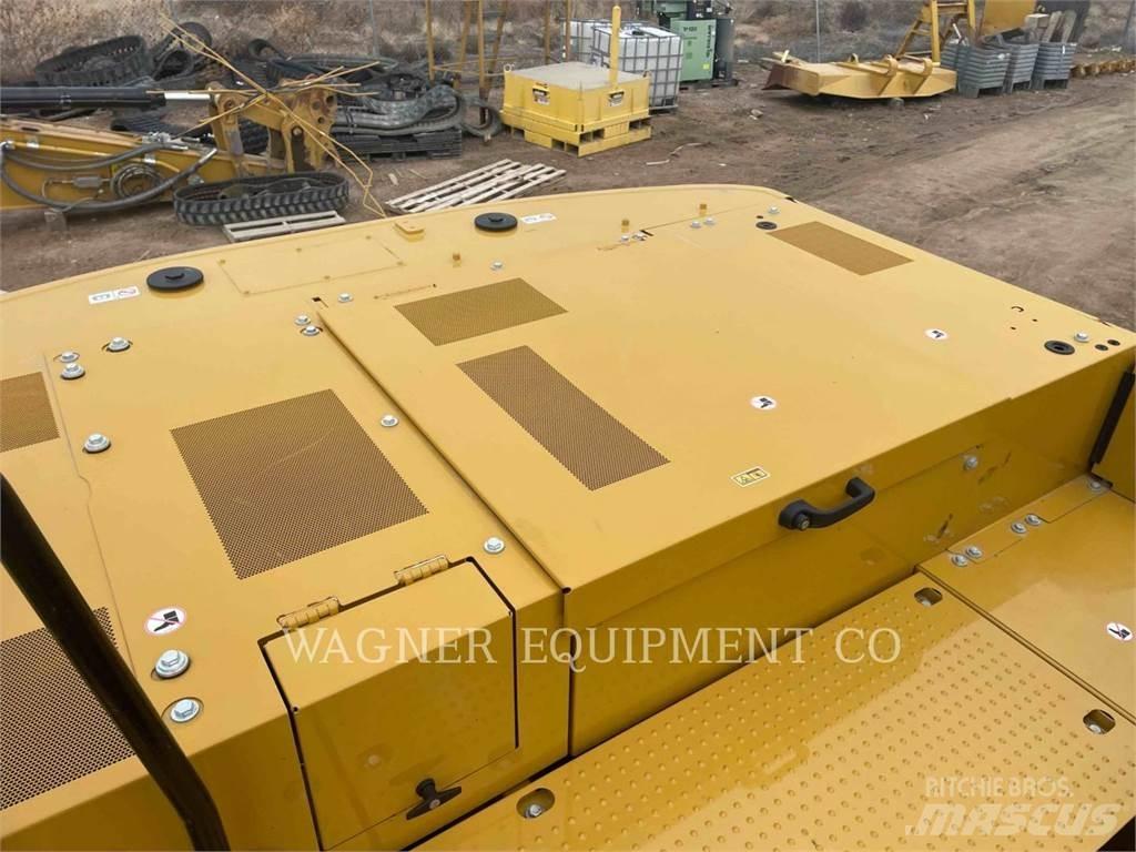 CAT 323 Kāpurķēžu ekskavatori