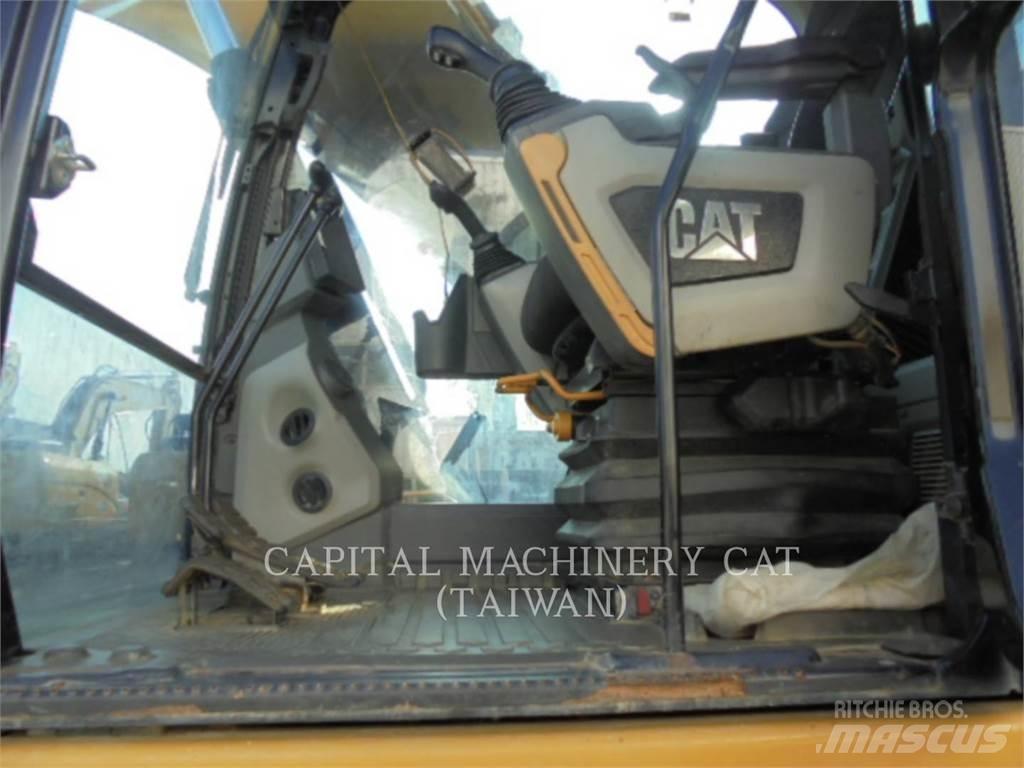 CAT 323-07 Kāpurķēžu ekskavatori