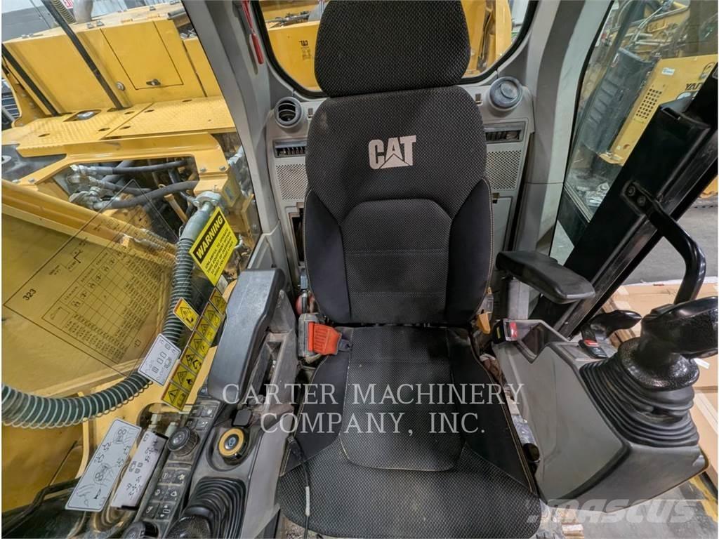 CAT 323-07 Kāpurķēžu ekskavatori