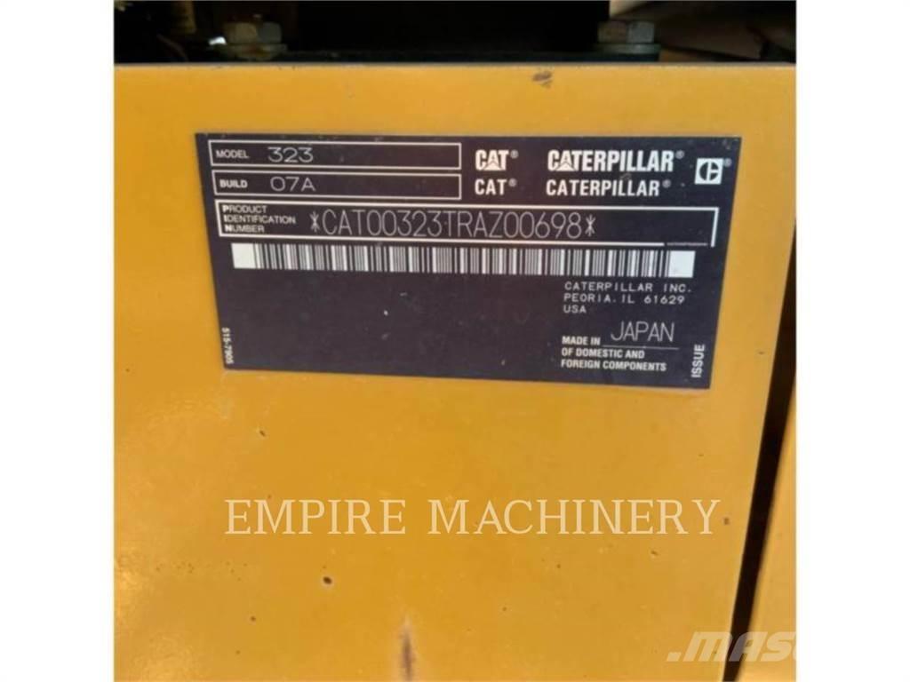 CAT 323-07 Kāpurķēžu ekskavatori