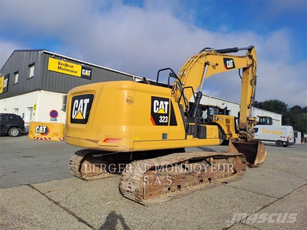 CAT 323-07 Kāpurķēžu ekskavatori
