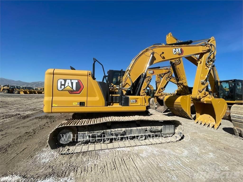 CAT 323 CF Kāpurķēžu ekskavatori