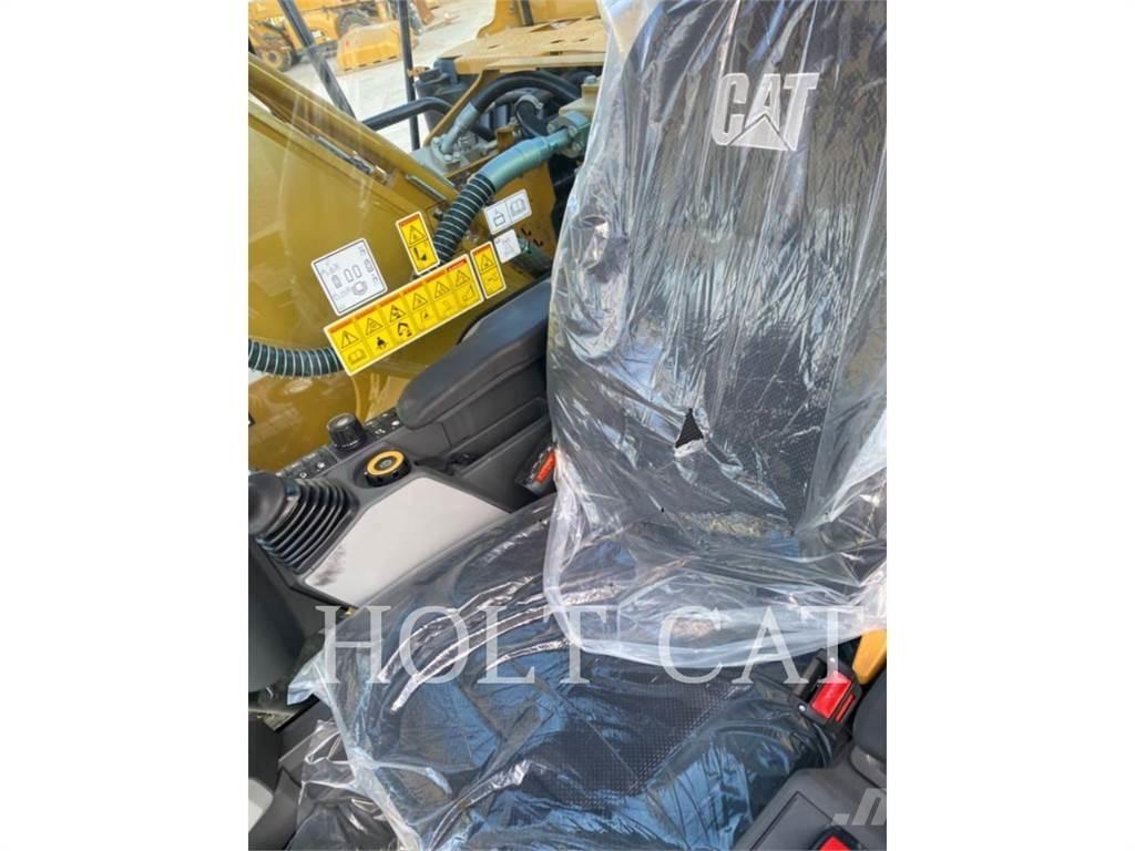 CAT 323 TC Kāpurķēžu ekskavatori