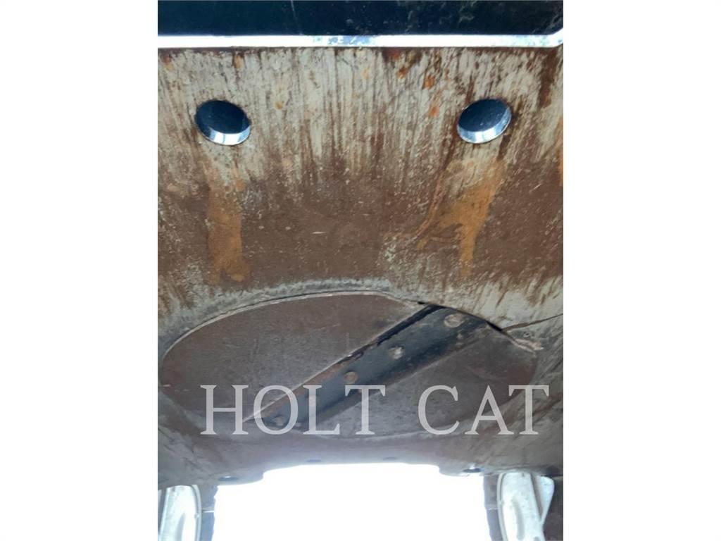CAT 323 TC Kāpurķēžu ekskavatori