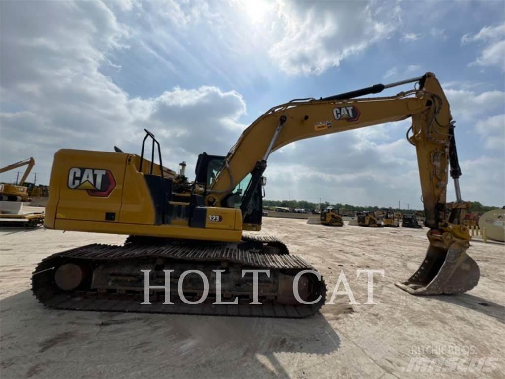 CAT 323 TC Kāpurķēžu ekskavatori
