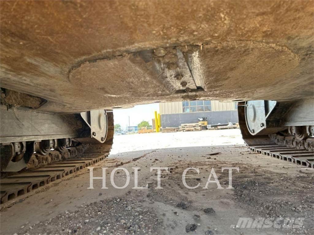 CAT 323 TC Kāpurķēžu ekskavatori