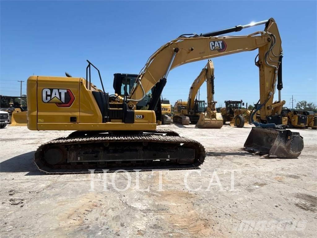 CAT 323 TC Kāpurķēžu ekskavatori