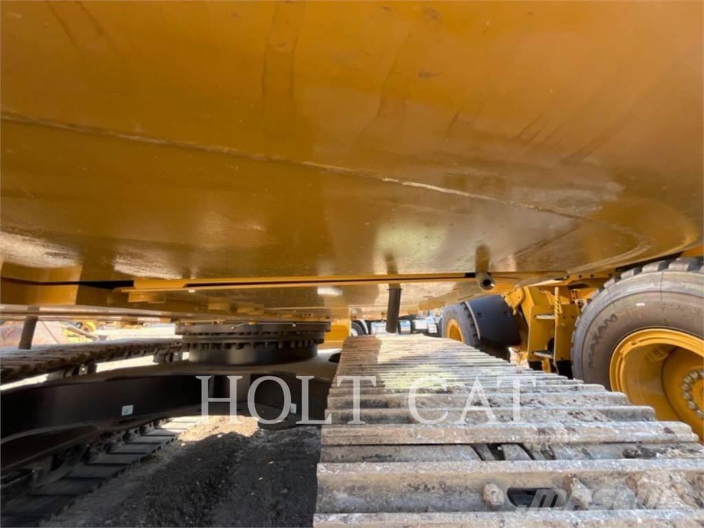CAT 323 TC Kāpurķēžu ekskavatori