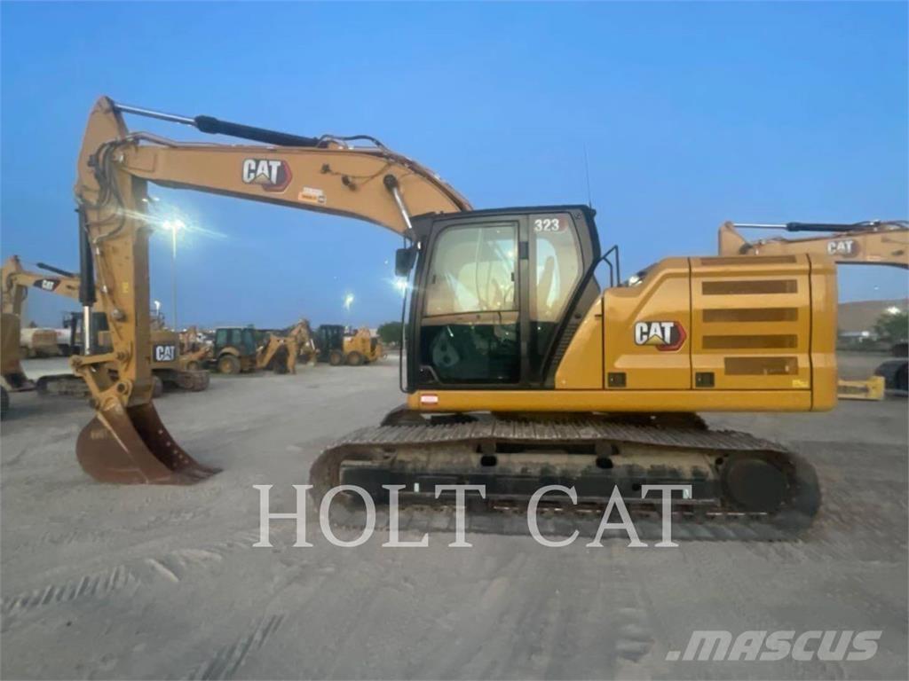 CAT 323 TC Kāpurķēžu ekskavatori