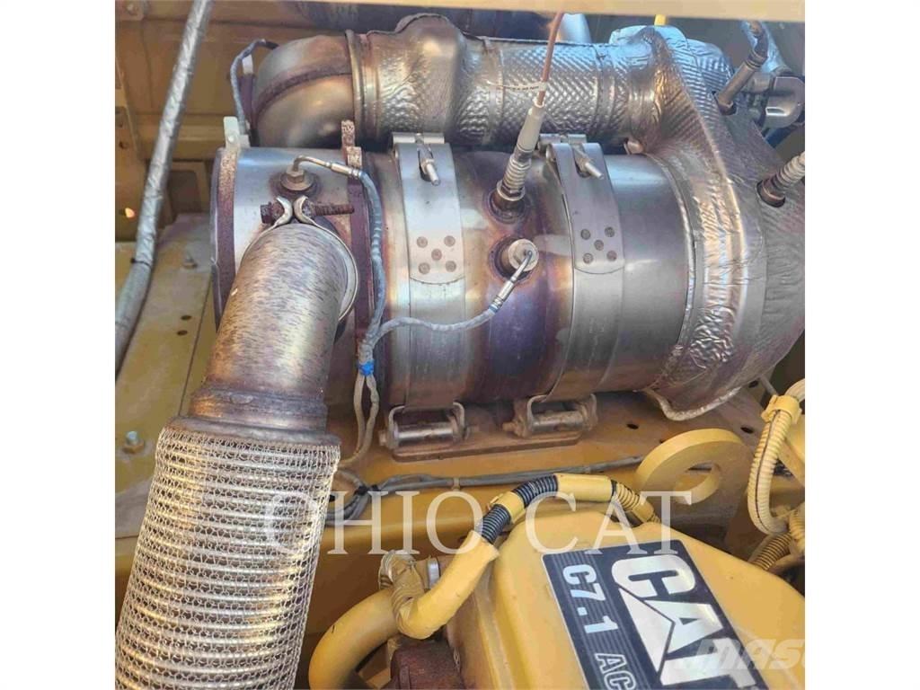CAT 323 TCS Kāpurķēžu ekskavatori