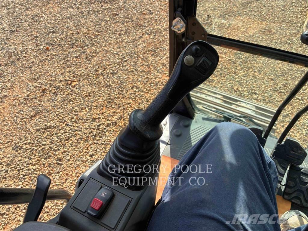 CAT 32307 Kāpurķēžu ekskavatori