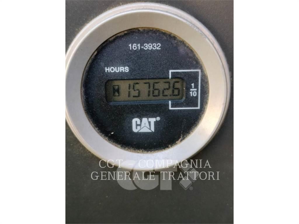 CAT 323D Kāpurķēžu ekskavatori