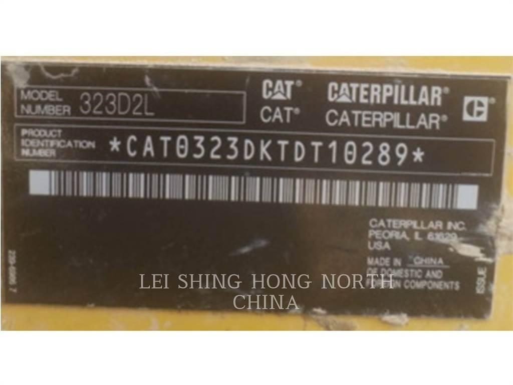 CAT 323D2L Kāpurķēžu ekskavatori