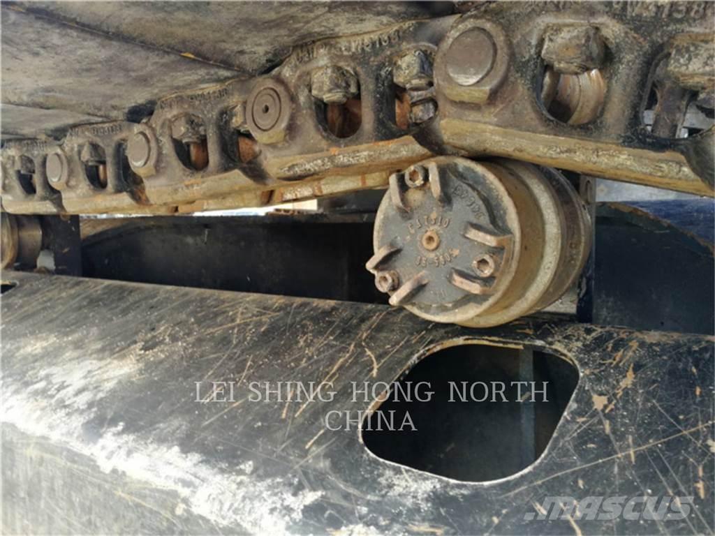 CAT 323D2L Kāpurķēžu ekskavatori