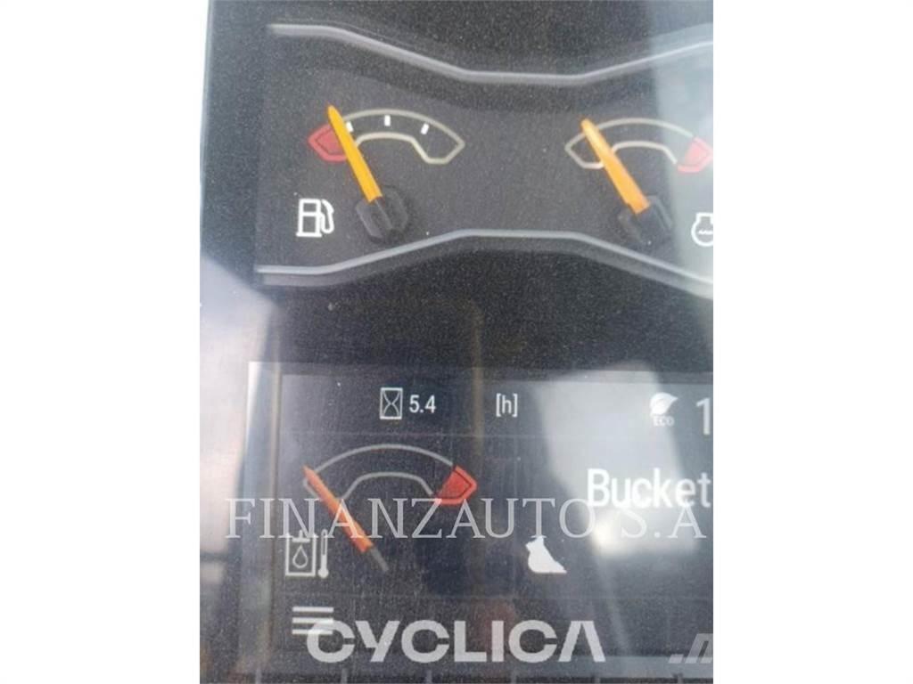 CAT 323DLN Kāpurķēžu ekskavatori