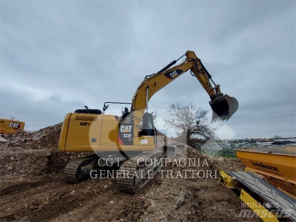 CAT 323F Kāpurķēžu ekskavatori