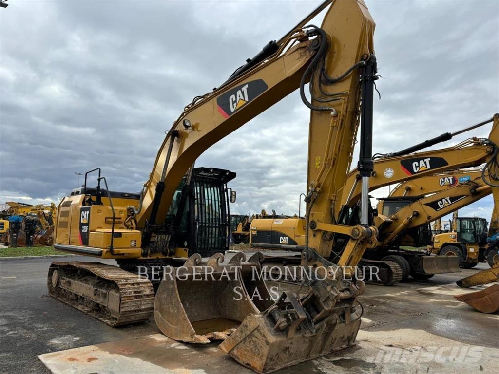 CAT 323F Kāpurķēžu ekskavatori