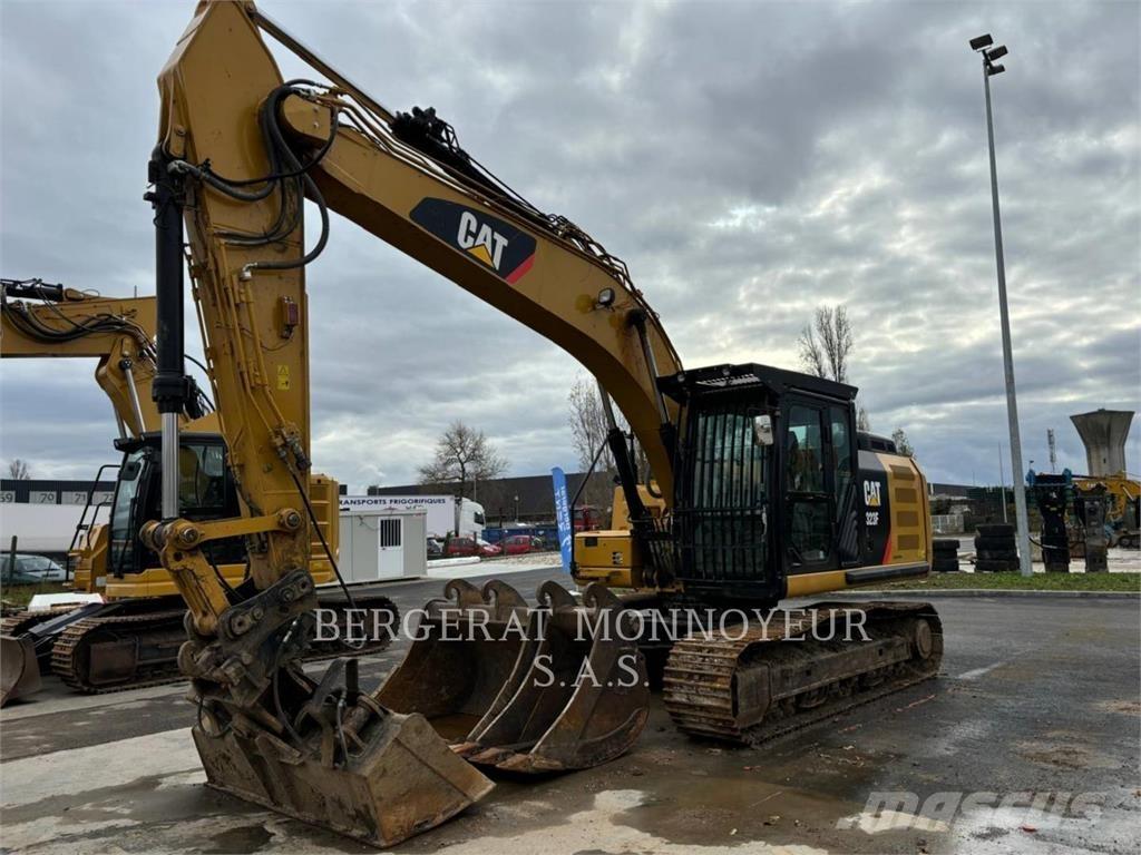 CAT 323F Kāpurķēžu ekskavatori