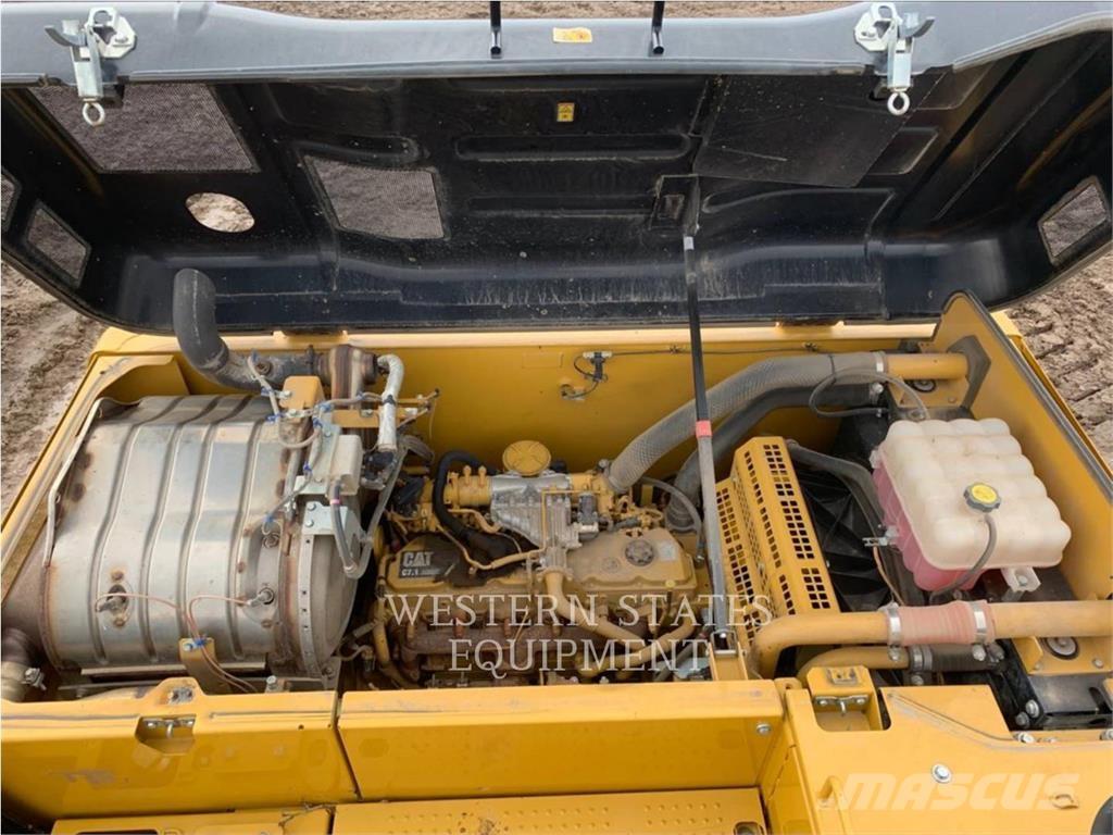 CAT 323F Kāpurķēžu ekskavatori