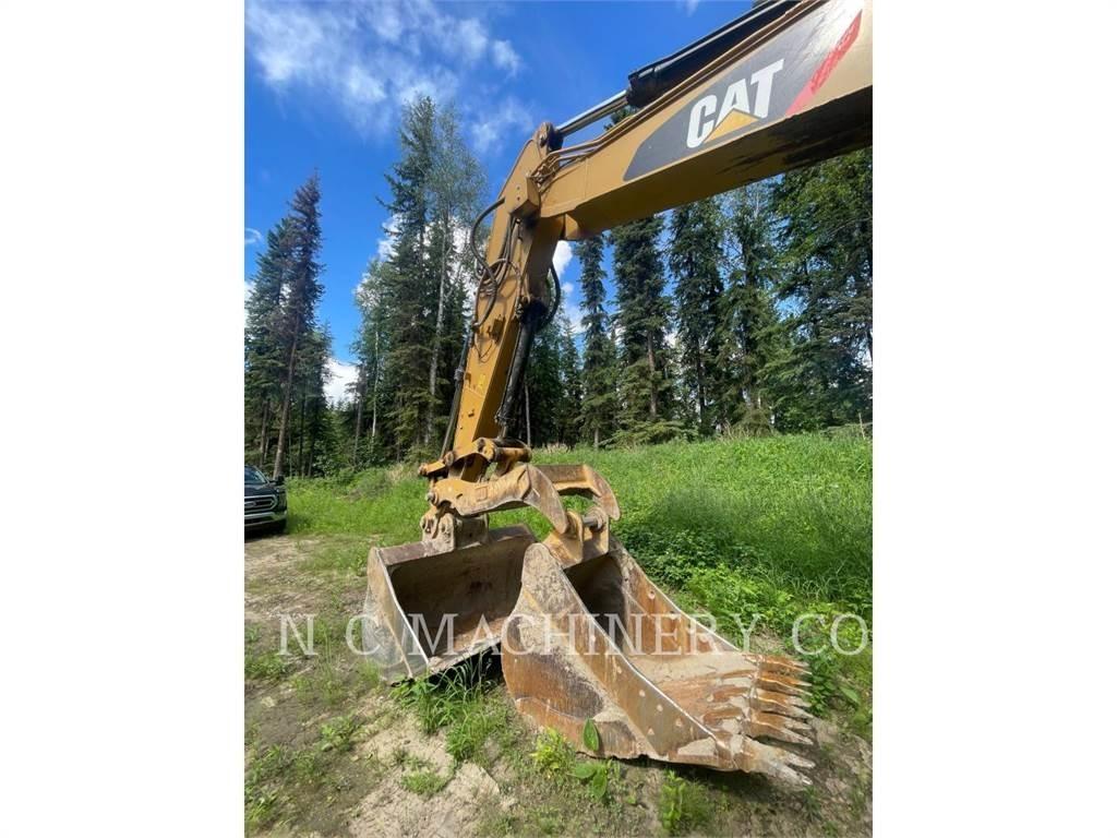 CAT 323F L Kāpurķēžu ekskavatori