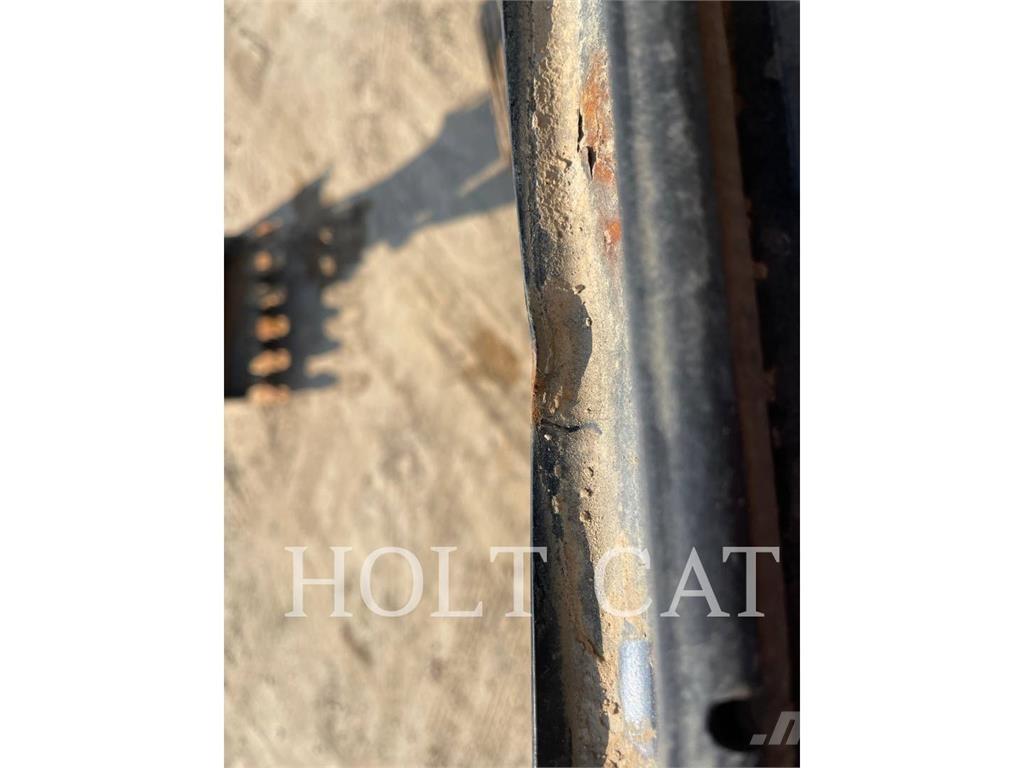 CAT 323FL Kāpurķēžu ekskavatori