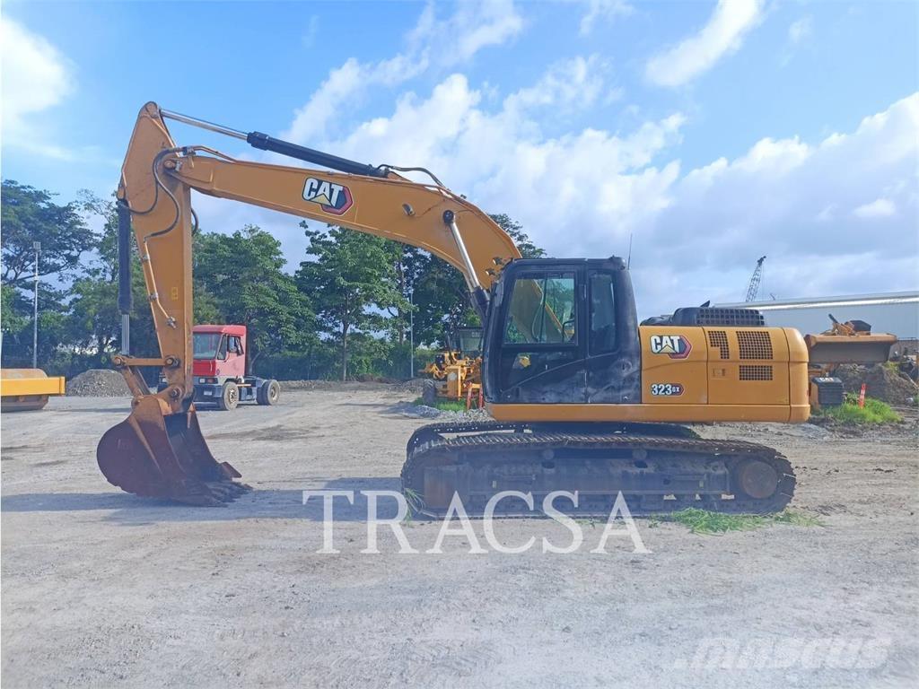 CAT 323GX Kāpurķēžu ekskavatori