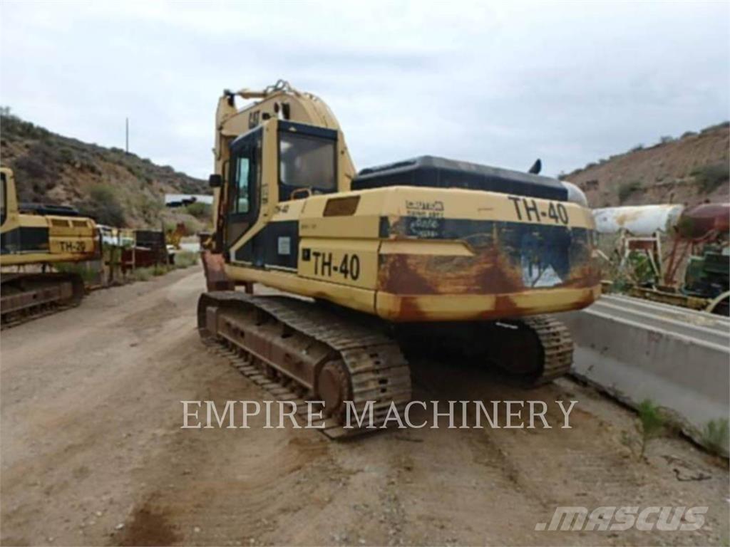 CAT 325 Kāpurķēžu ekskavatori