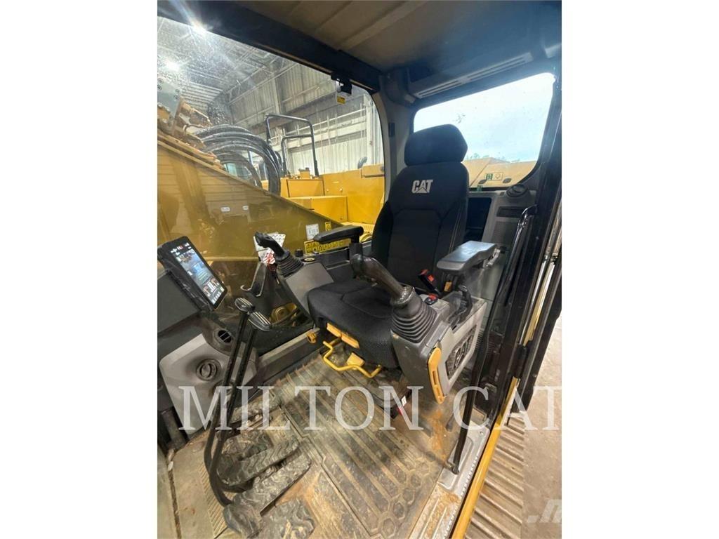 CAT 325 Kāpurķēžu ekskavatori