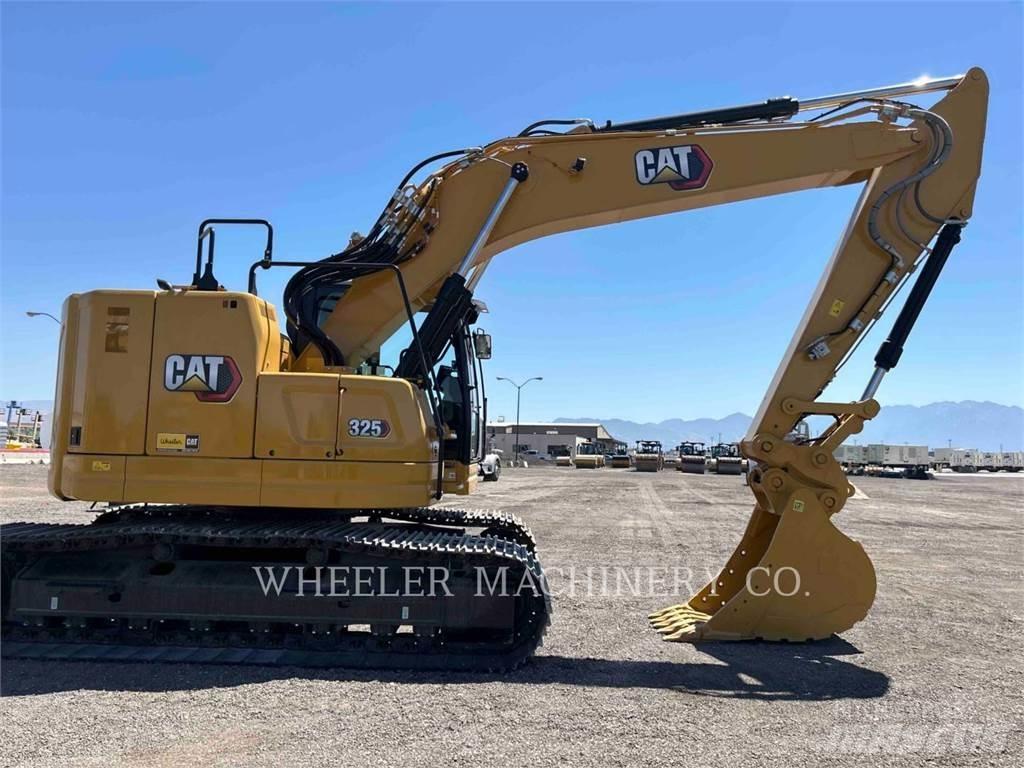CAT 325 CF Kāpurķēžu ekskavatori