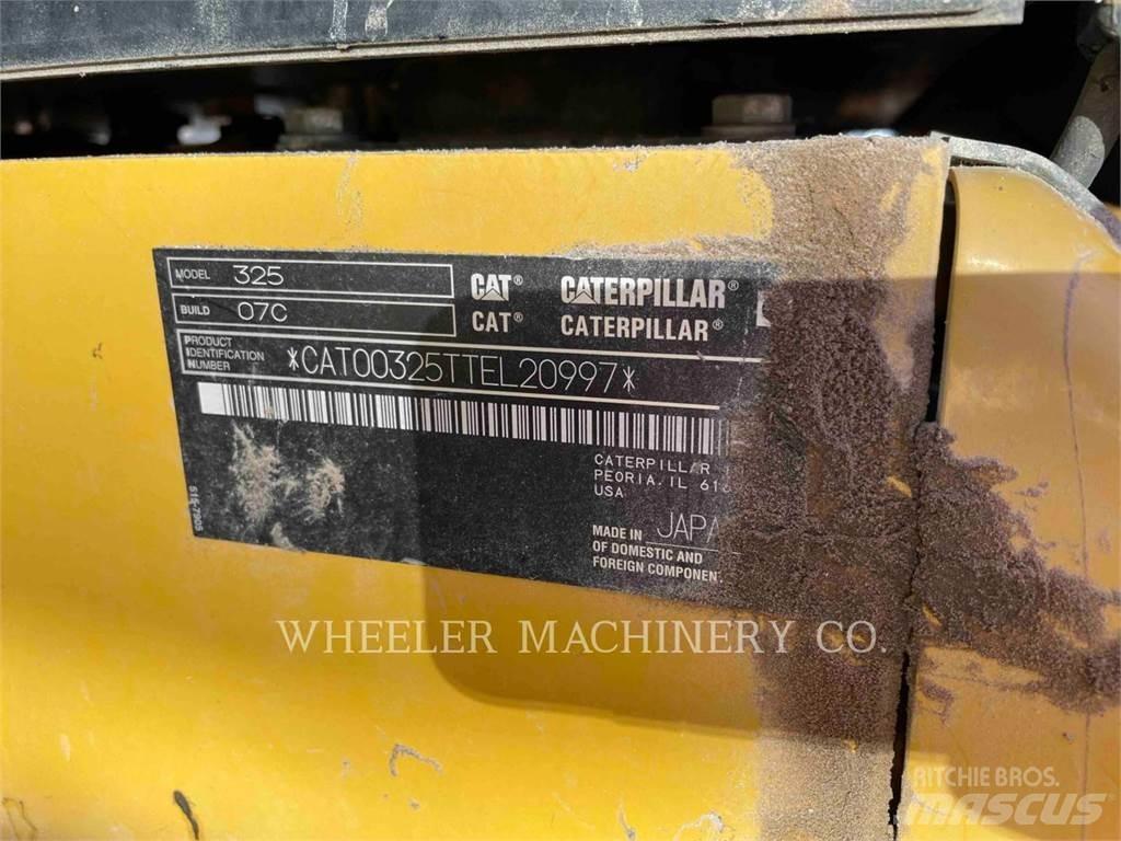 CAT 325 CF Kāpurķēžu ekskavatori
