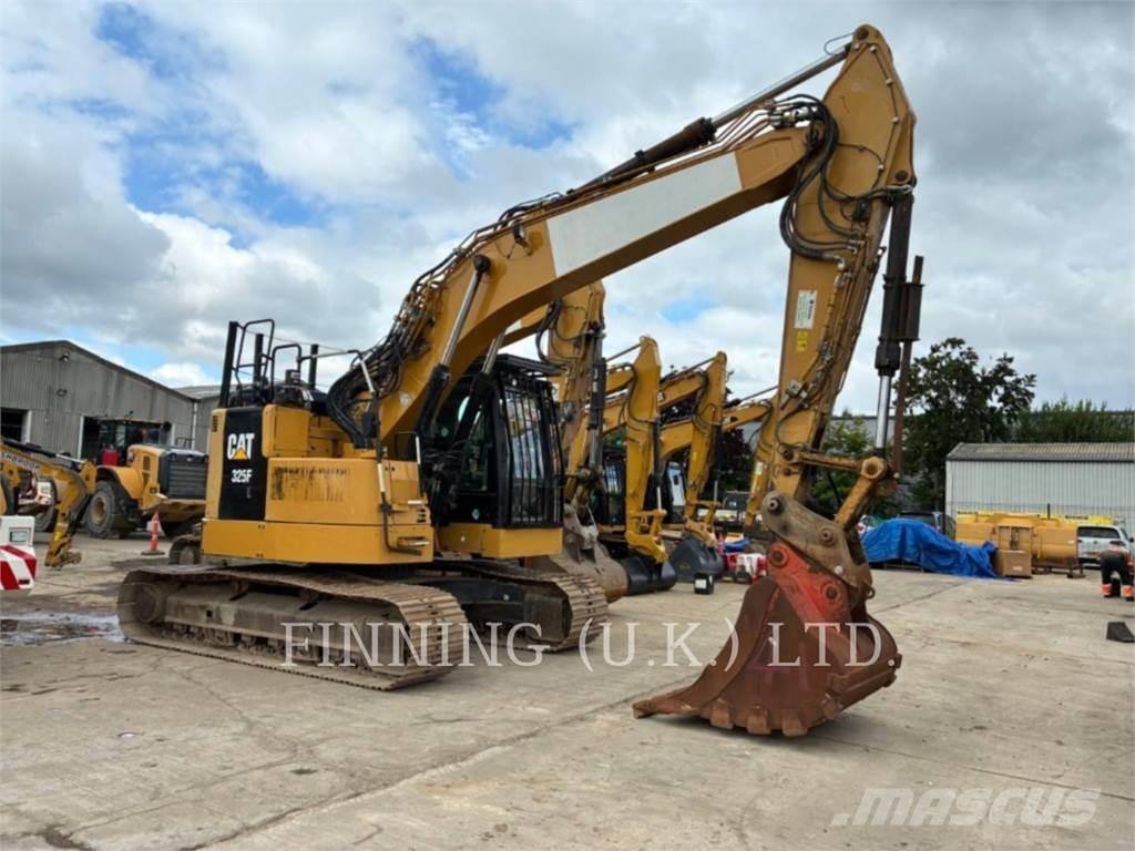 CAT 325FL Kāpurķēžu ekskavatori