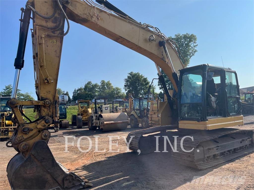 CAT 325FLCR Kāpurķēžu ekskavatori