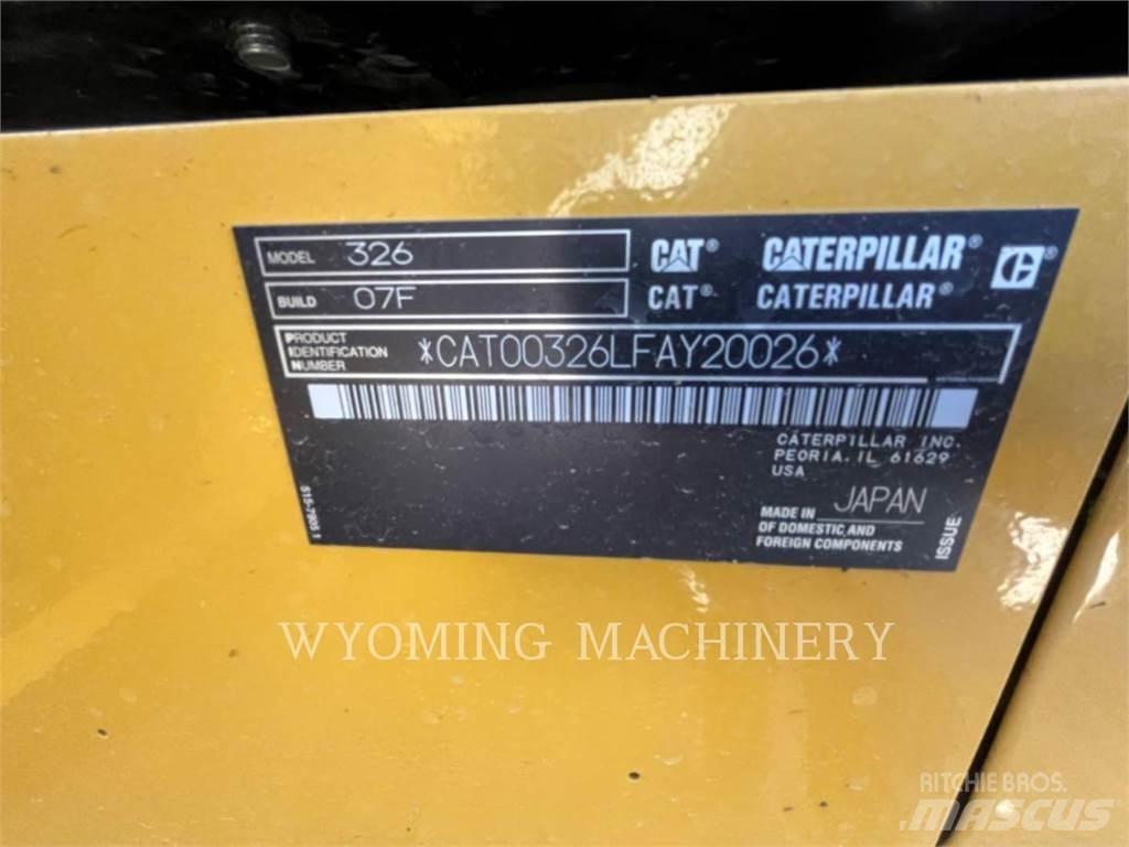 CAT 326 Kāpurķēžu ekskavatori