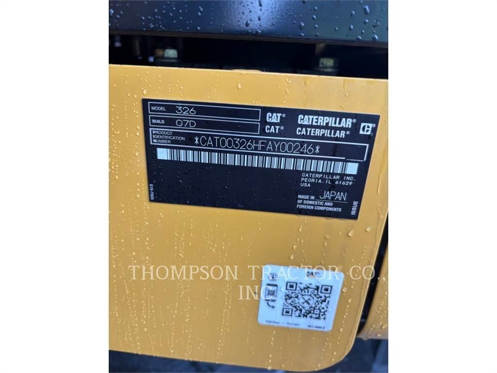 CAT 326 Kāpurķēžu ekskavatori