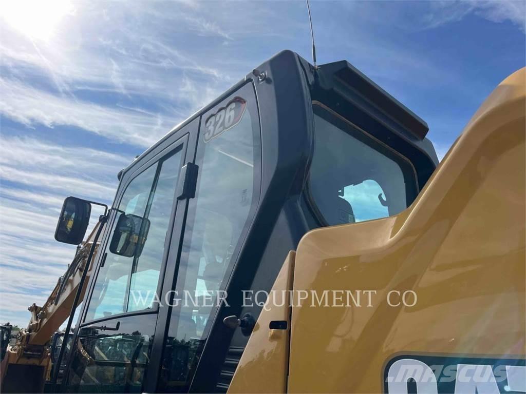 CAT 326 Kāpurķēžu ekskavatori