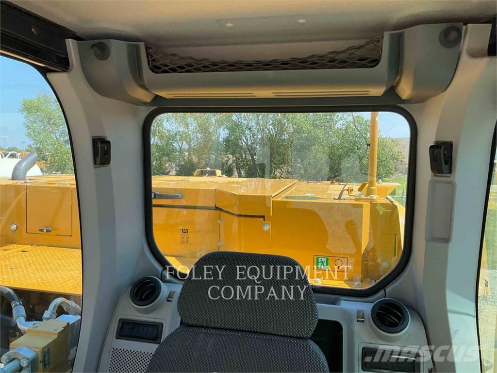 CAT 326-079I Kāpurķēžu ekskavatori