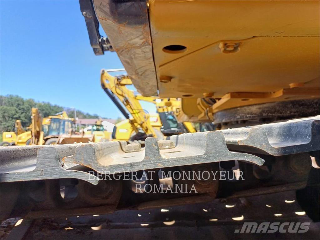 CAT 326FL Kāpurķēžu ekskavatori