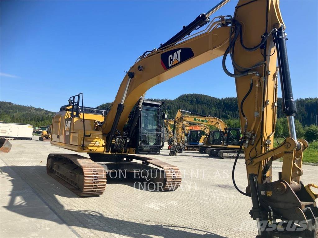 CAT 326FL Kāpurķēžu ekskavatori