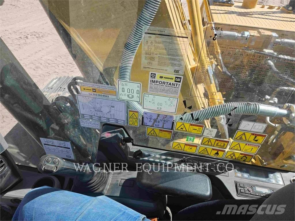 CAT 326FL TC Kāpurķēžu ekskavatori