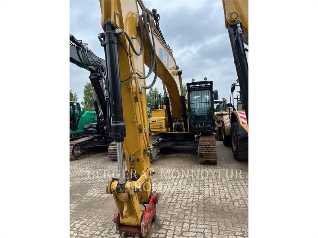 CAT 326FLN Kāpurķēžu ekskavatori