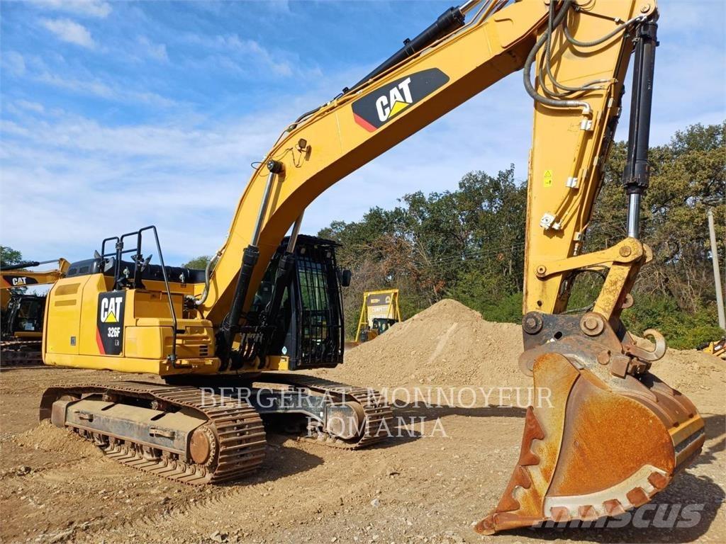 CAT 326FLN Kāpurķēžu ekskavatori