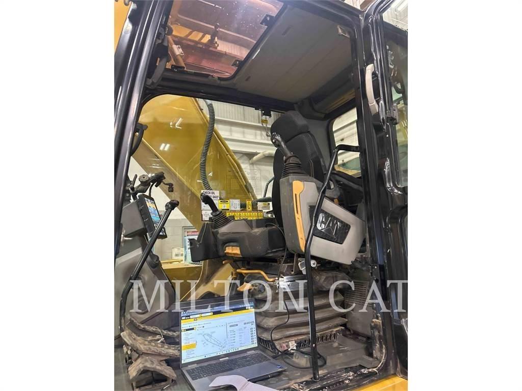CAT 330 Kāpurķēžu ekskavatori