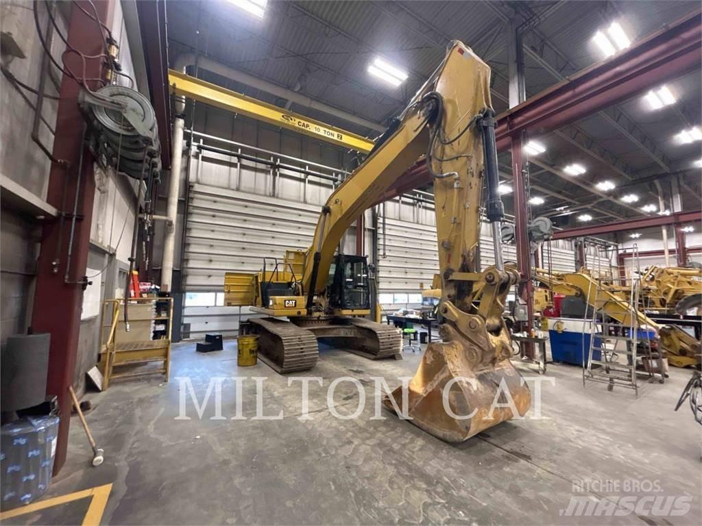 CAT 330 Kāpurķēžu ekskavatori