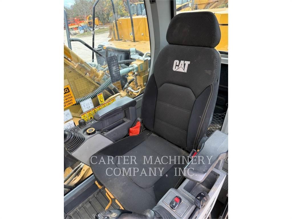CAT 330 Kāpurķēžu ekskavatori