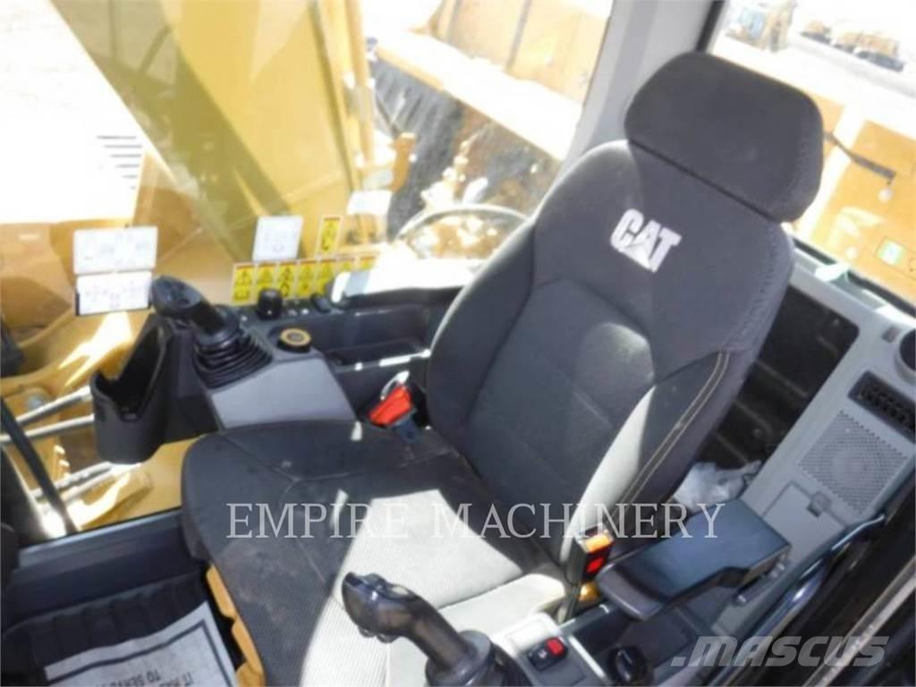 CAT 330-07 Kāpurķēžu ekskavatori