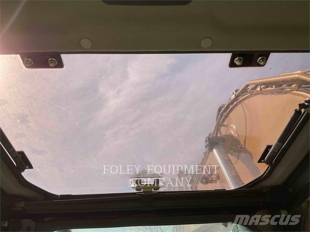 CAT 330-0710I Kāpurķēžu ekskavatori